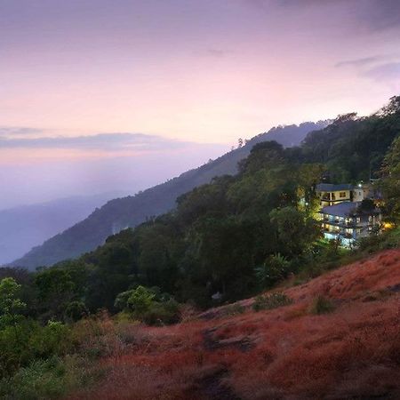 Eagle Mountain Munnar Bed and Breakfast Buitenkant foto